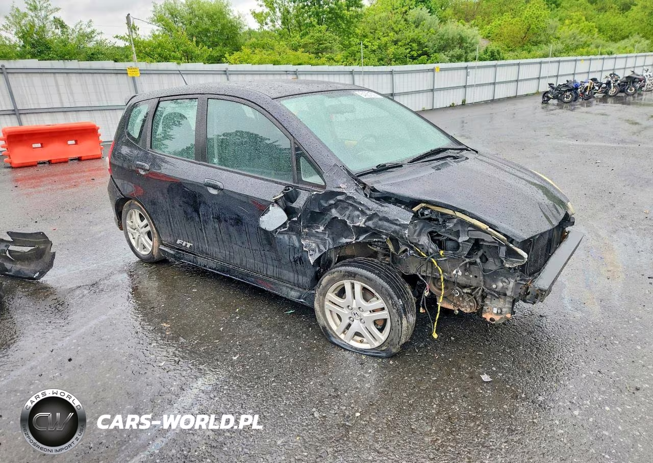 2008 Honda Fit Sport VIN:JHMGD37648S054947 - 4