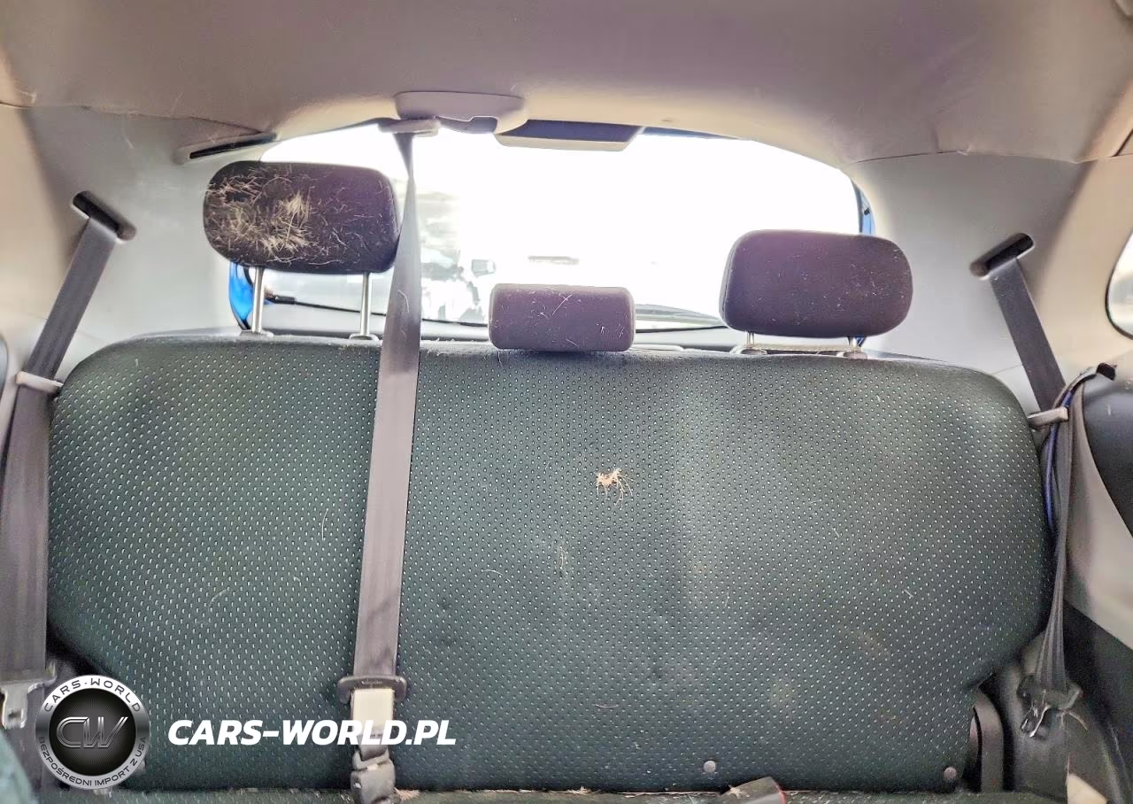 2007 Toyota Yaris Base VIN:JTDJT923875125588 - 10