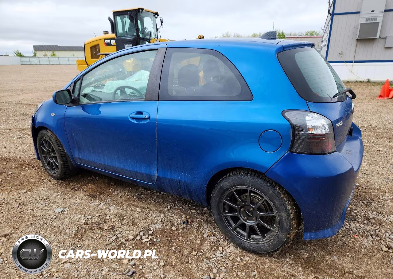 2007 Toyota Yaris Base VIN:JTDJT923875125588 - 2