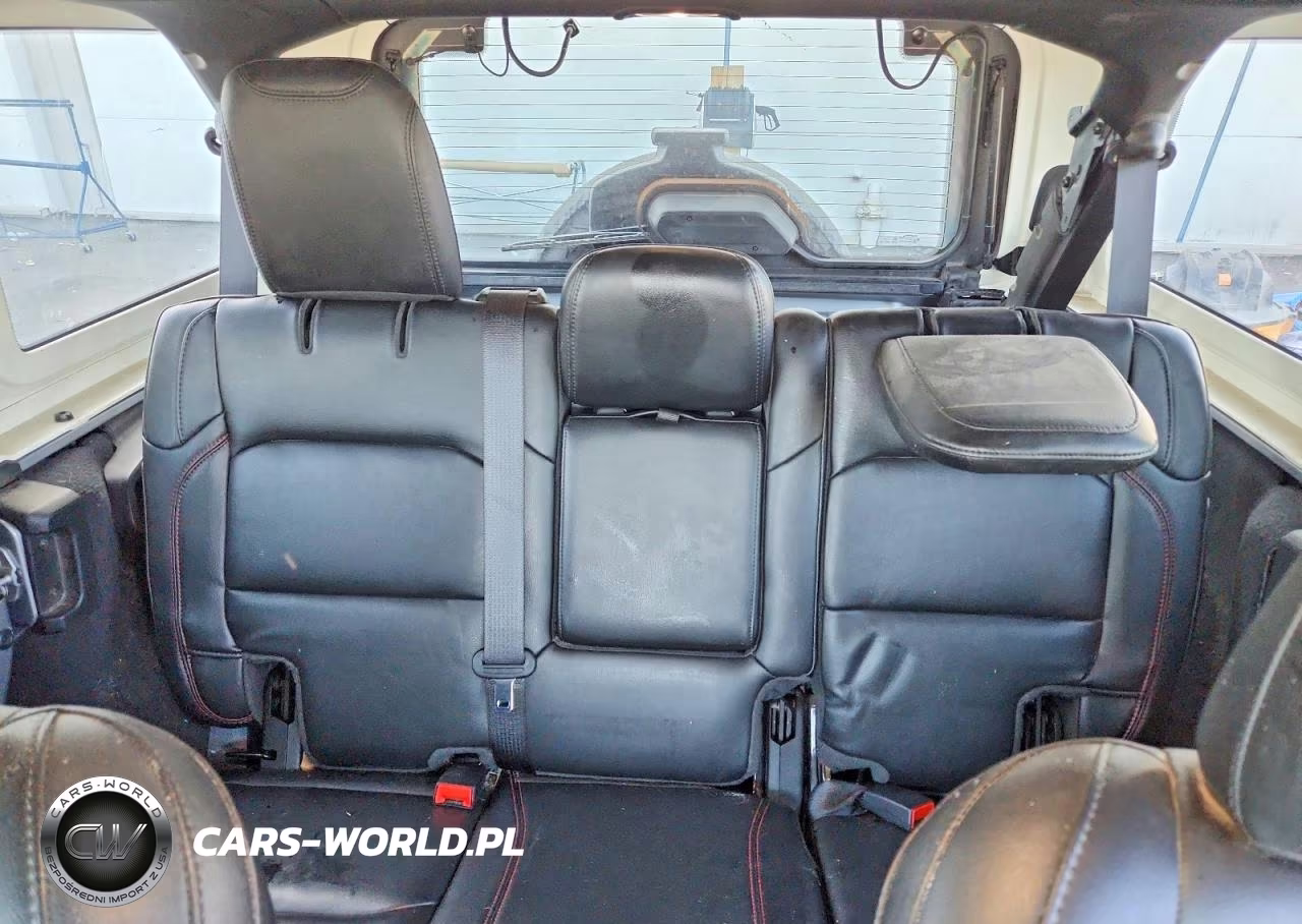 2021 Jeep Wrangler Unlimited Rubicon VIN:1C4HJXFG1MW696769 - 10