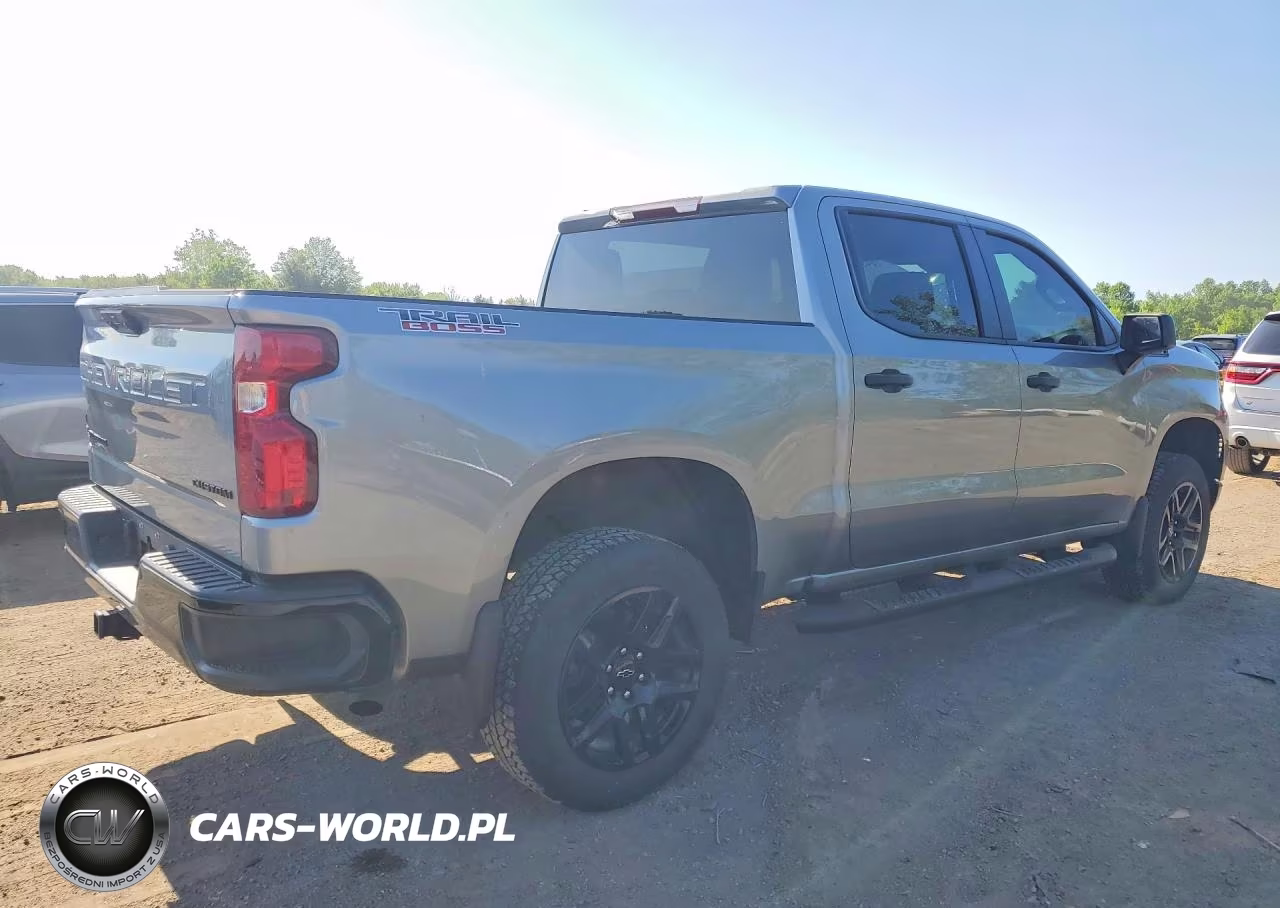 2024 Chevrolet Silverado K1500 Trail Boss Custom VIN:3GCPDCEK6RG398578 - 3