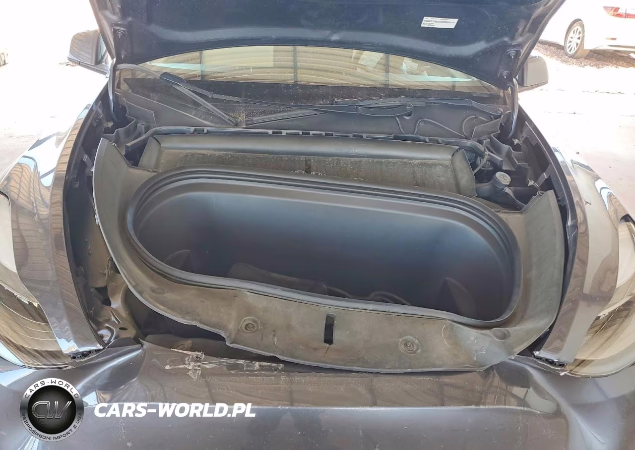 2023 Tesla Model Y VIN:7SAYGDEE5PF879892 - 11