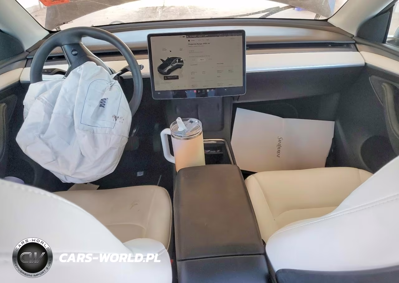 2023 Tesla Model Y VIN:7SAYGDEE5PF879892 - 8