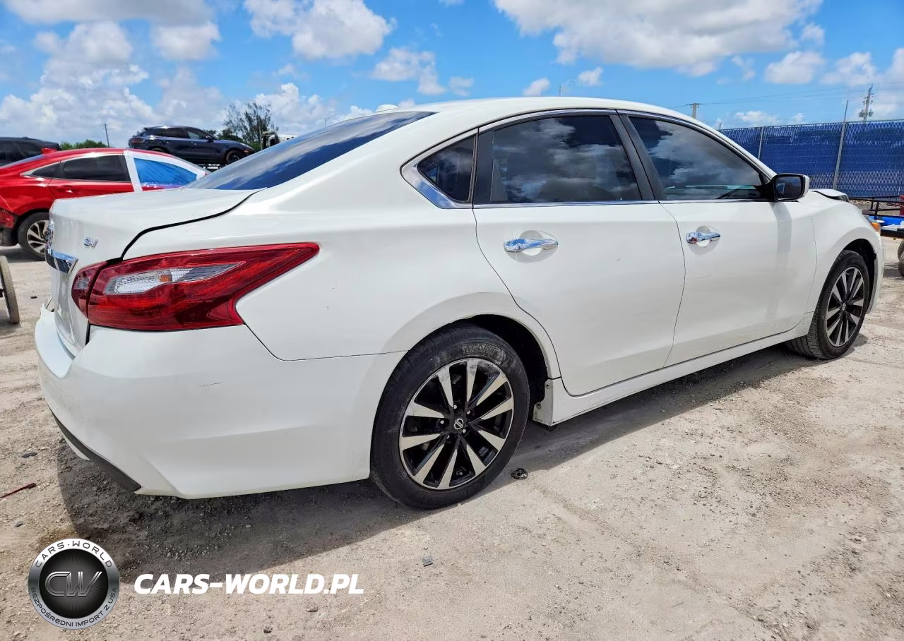 2018 Nissan Altima 2.5 Sv VIN:1N4AL3APXJC157906 - 3
