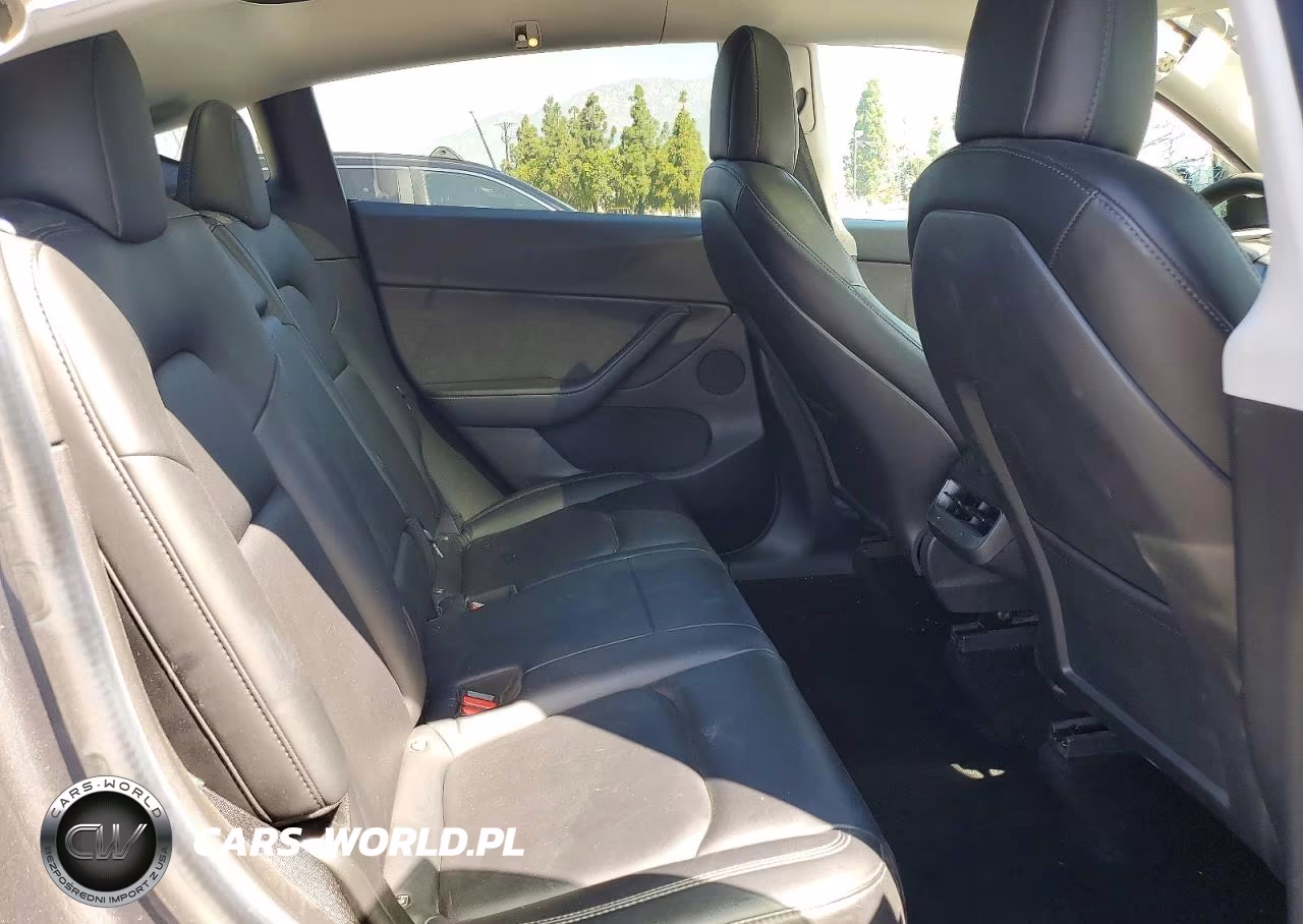 2021 Tesla Model Y VIN:5YJYGDEE9MF077273 - 11