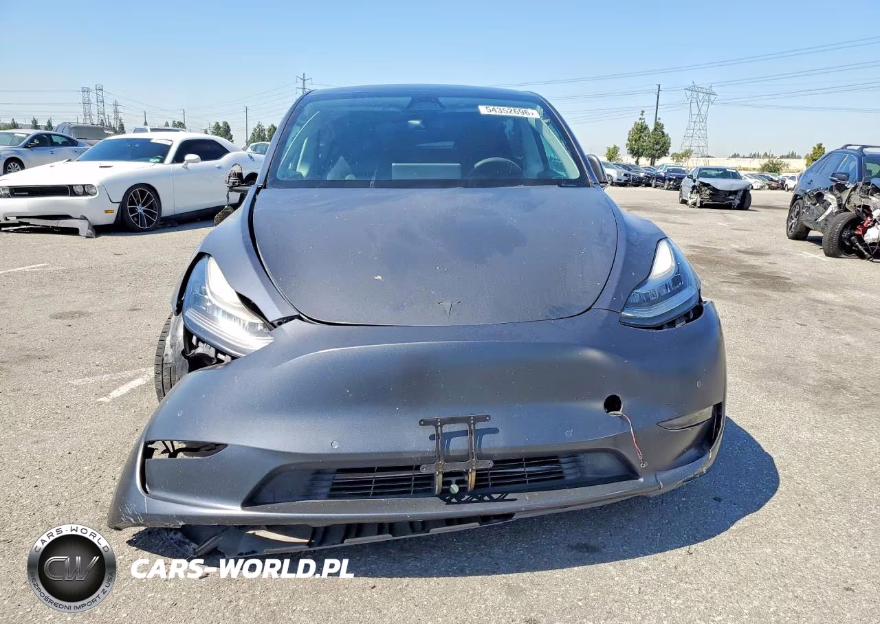 2021 Tesla Model Y VIN:5YJYGDEE9MF077273 - 5