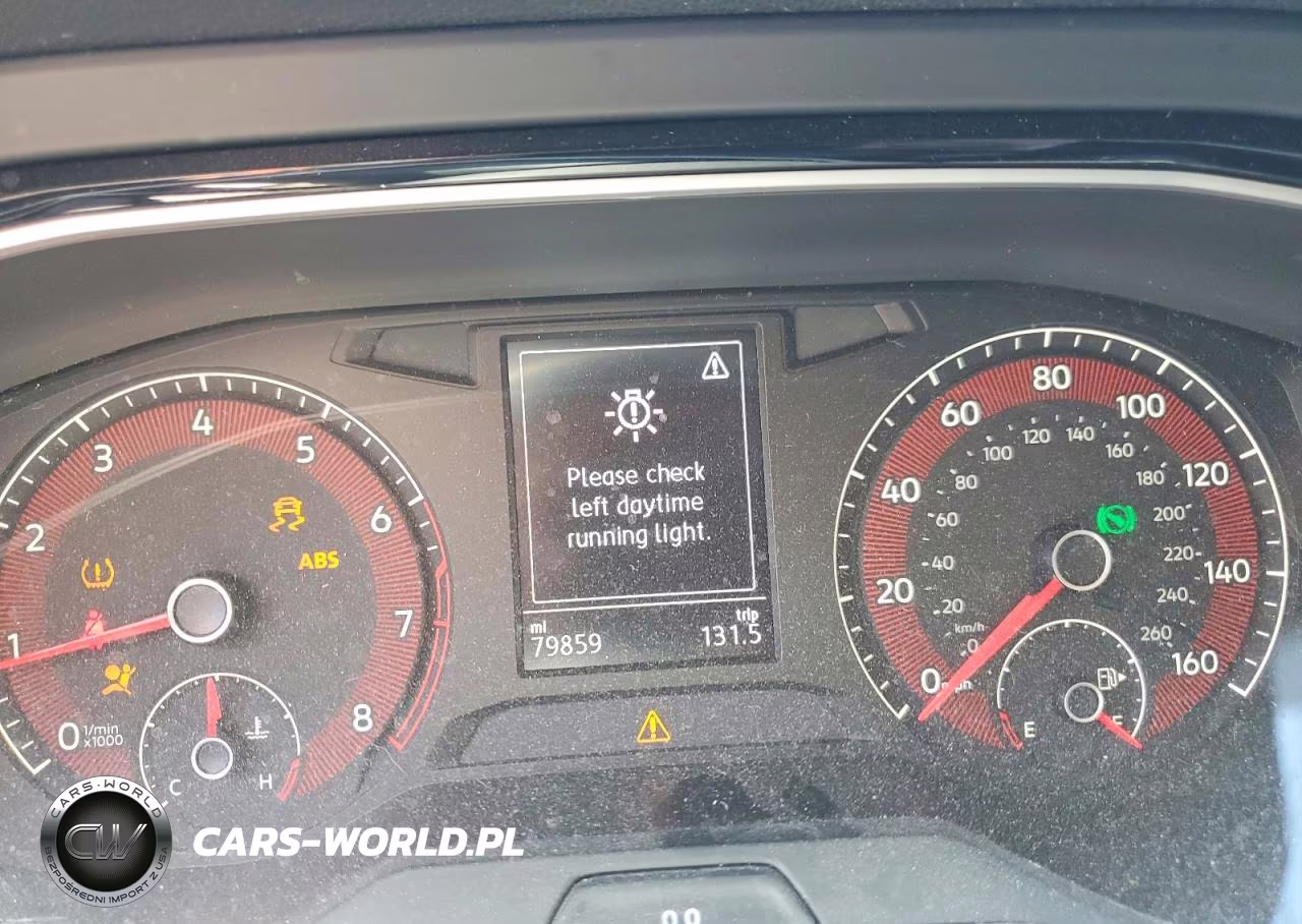 2019 Volkswagen Jetta S VIN:3VWCB7BU2KM275088 - 9