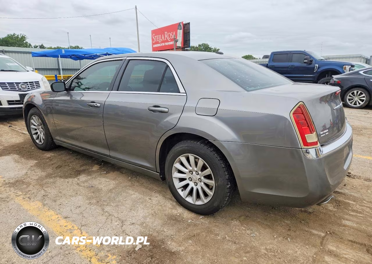 2012 Chrysler 300 VIN:2C3CCAAG6CH107385 - 2