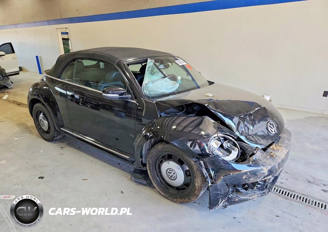 2014 Volkswagen Beetle VIN:3VW517AT0EM813957 - 4