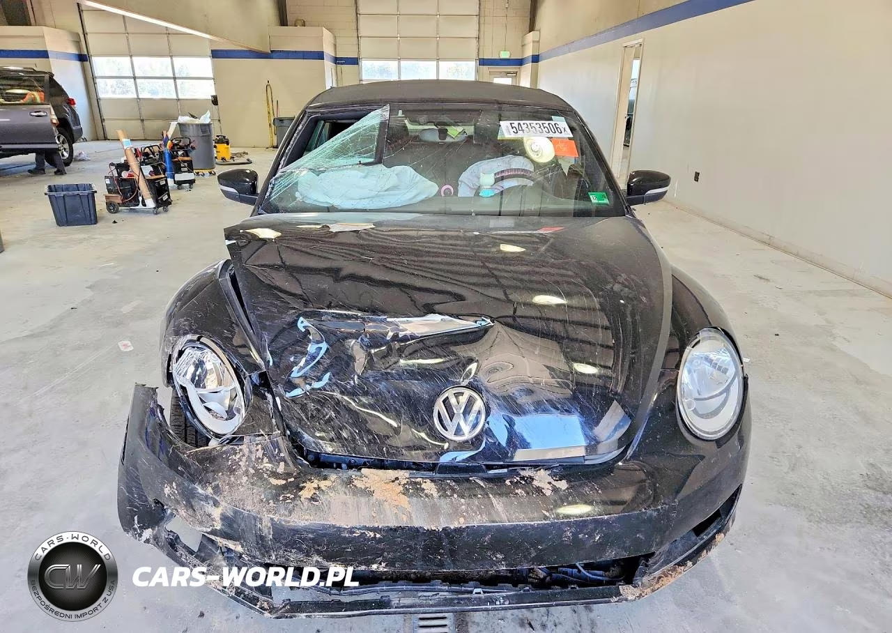 2014 Volkswagen Beetle VIN:3VW517AT0EM813957 - 5