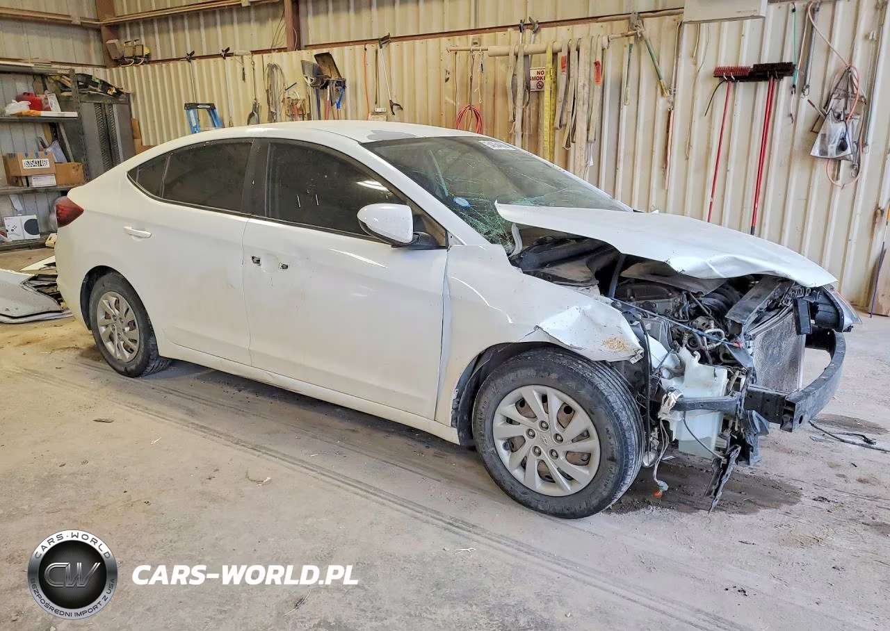 2019 Hyundai Elantra Se VIN:5NPD74LF4KH415901 - 4