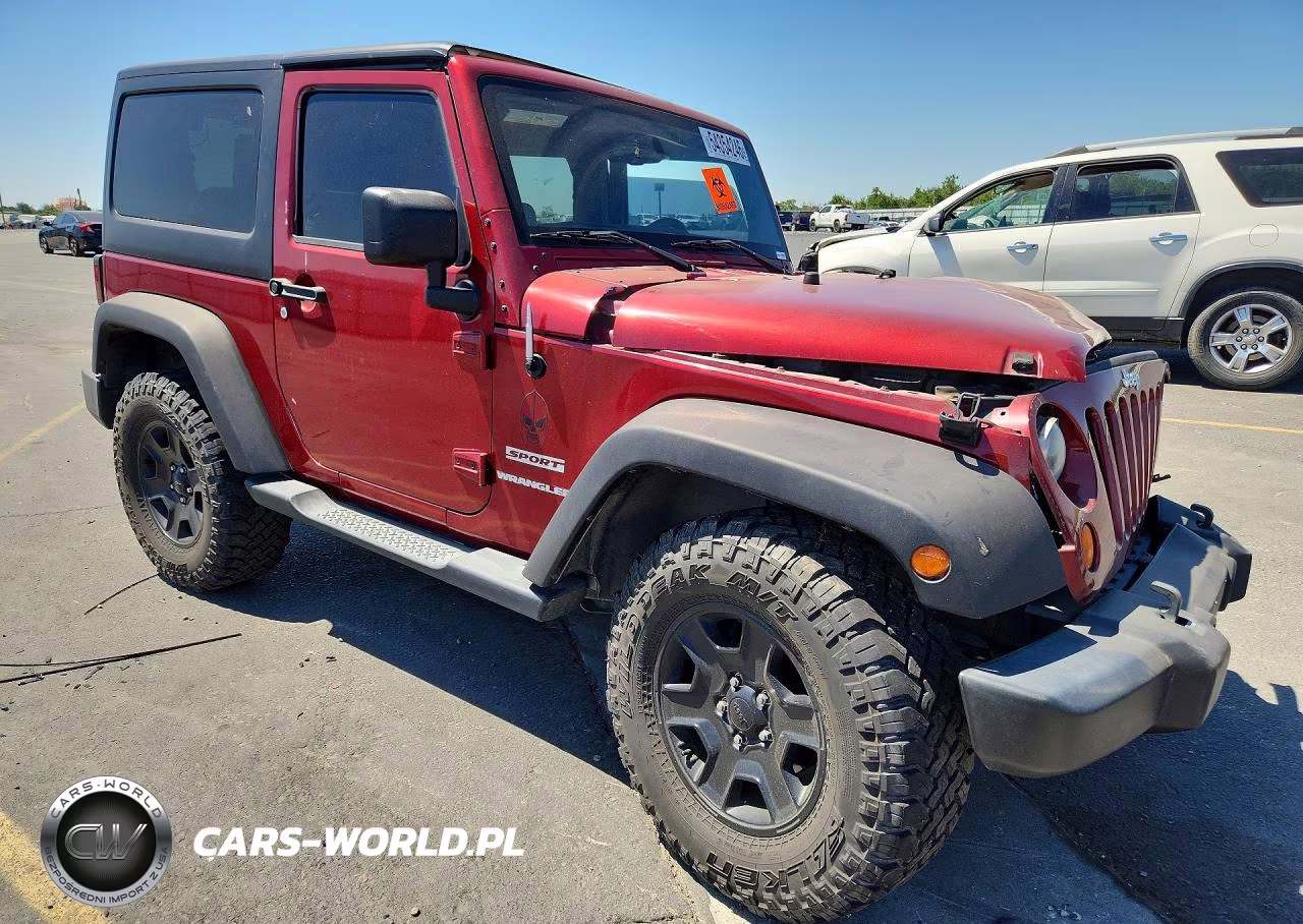 2013 Jeep Wrangler Sport VIN:1C4GJWAG4DL508065 - 4