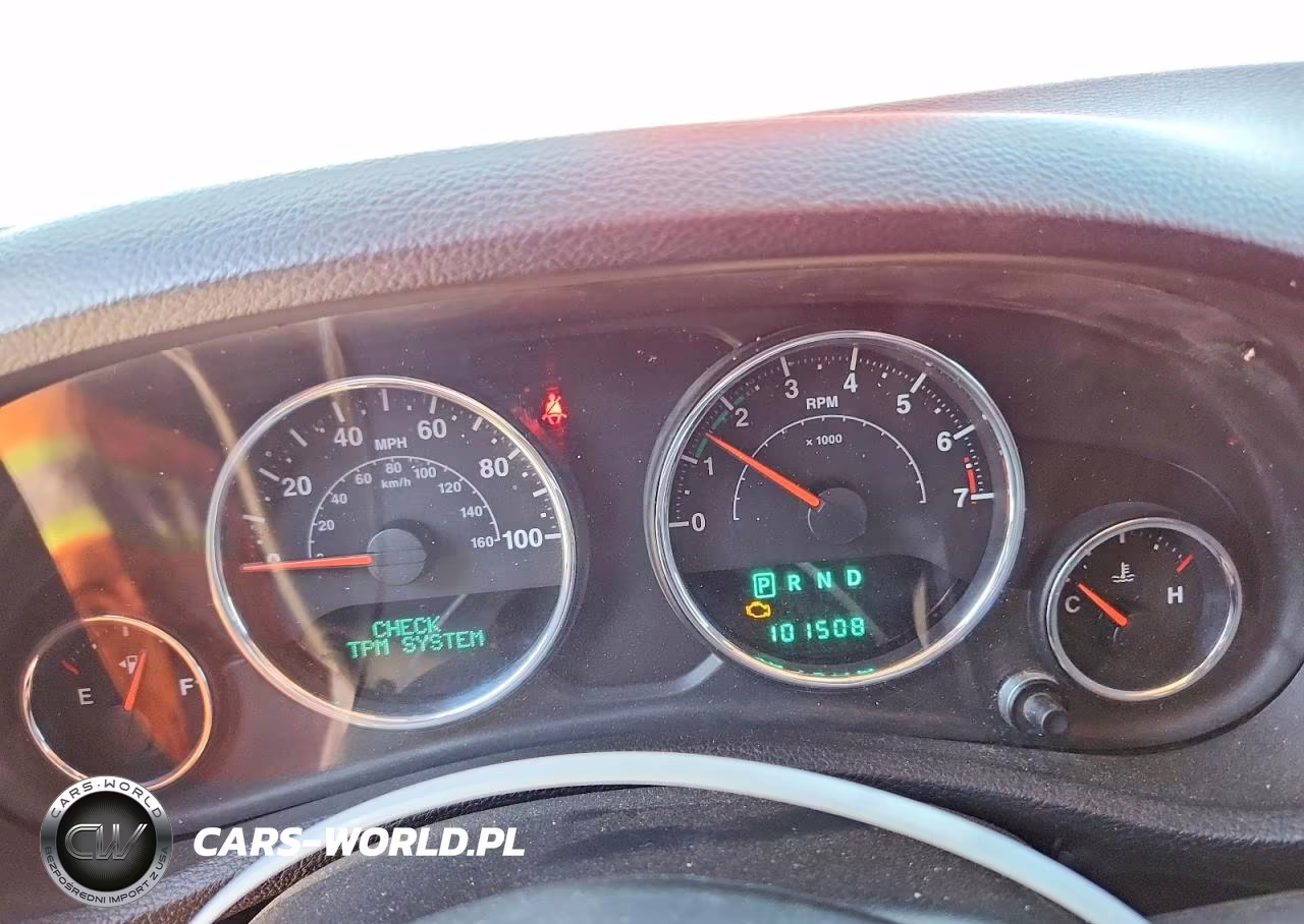 2013 Jeep Wrangler Sport VIN:1C4GJWAG4DL508065 - 9