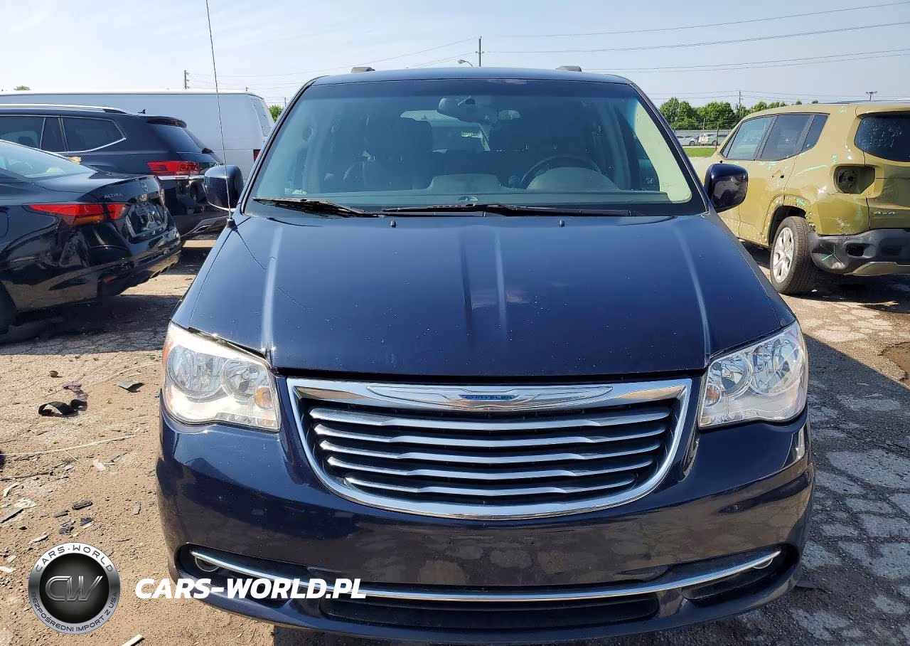2016 Chrysler Town & Country Touring VIN:2C4RC1BG1GR238180 - 5