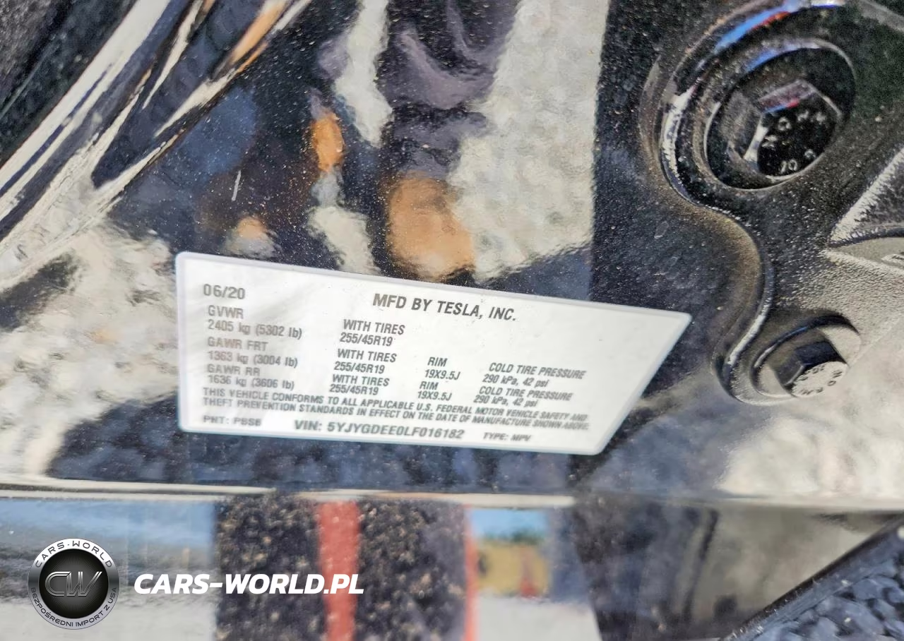 2020 Tesla Model Y VIN:5YJYGDEE0LF016182 - 12