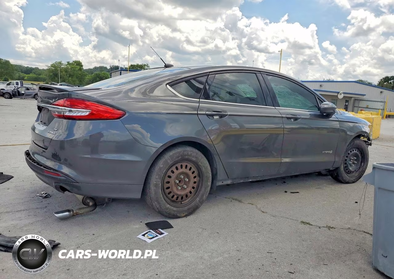 2018 Ford Fusion Se Hybrid VIN:3FA6P0LU5JR231536 - 3