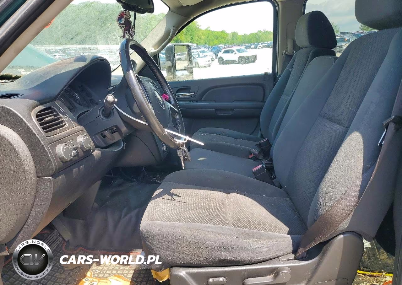 2007 Chevrolet Tahoe K1500 VIN:1GNFK030X7R344402 - 7