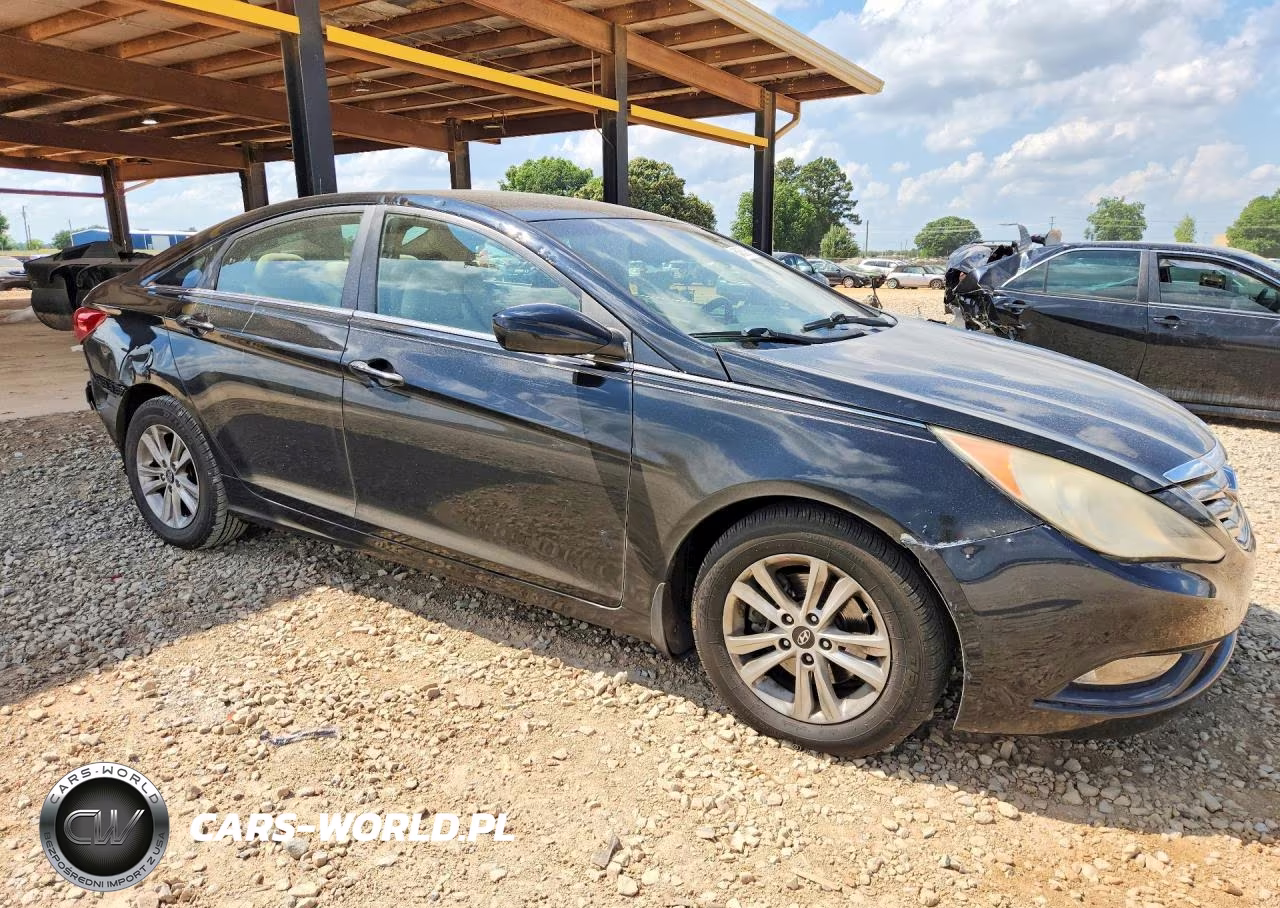 2013 Hyundai Sonata Gls VIN:5NPEB4AC8DH810484 - 4