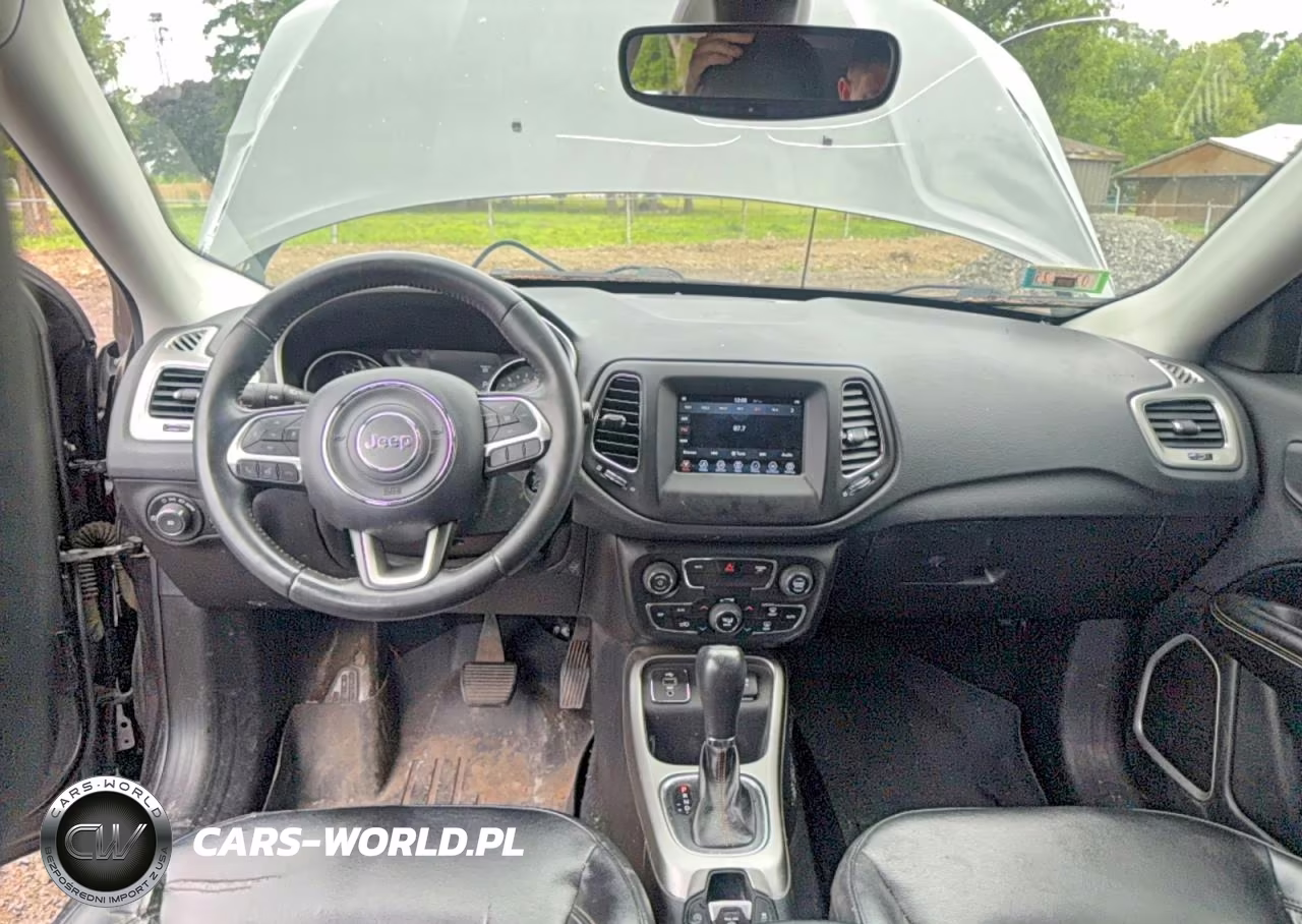 2018 Jeep Compass Latitude VIN:3C4NJCBB0JT502224 - 9