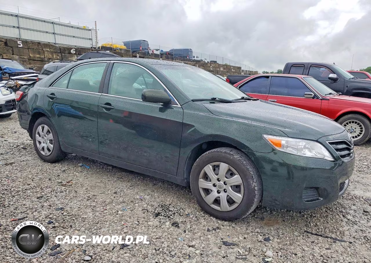 2011 Toyota Camry Le VIN:4T1BF3EKXBU619523 - 4