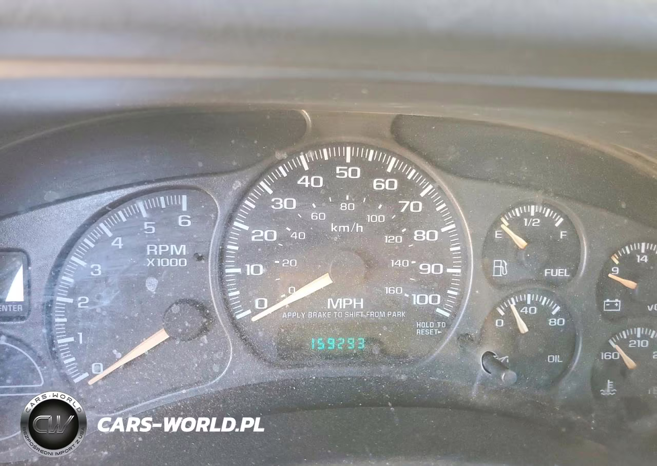 2002 Chevrolet Silverado C1500 VIN:2GCEC19V721377904 - 9