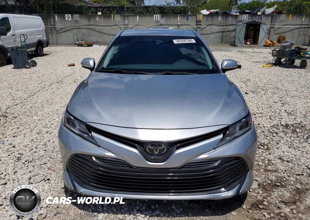 2020 Toyota Camry Le VIN:4T1C11AK9LU861296 - 5