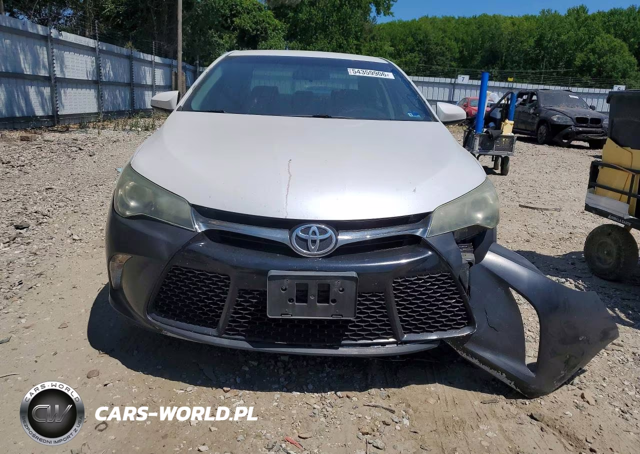 2016 Toyota Camry Se VIN:4T1BF1FK0GU117694 - 5