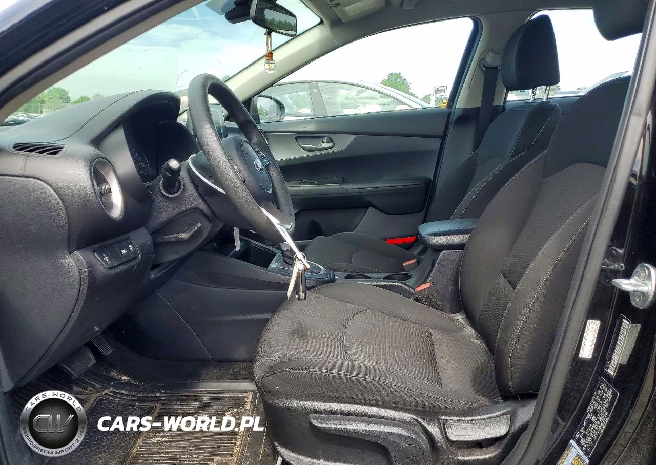 2021 Kia Forte Lxs VIN:3KPF24AD6ME325245 - 7