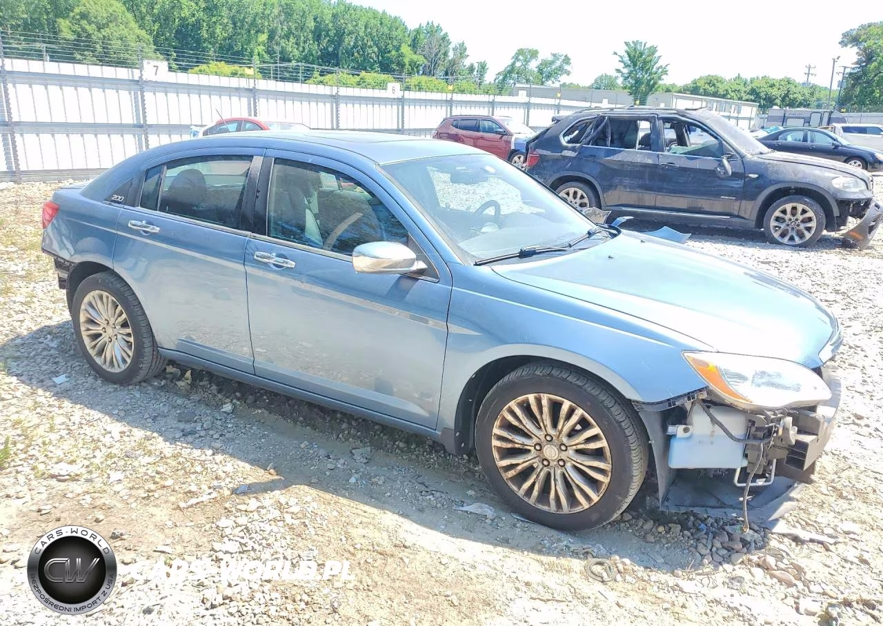 2011 Chrysler 200 Limited VIN:1C3BC2FB9BN568357 - 4