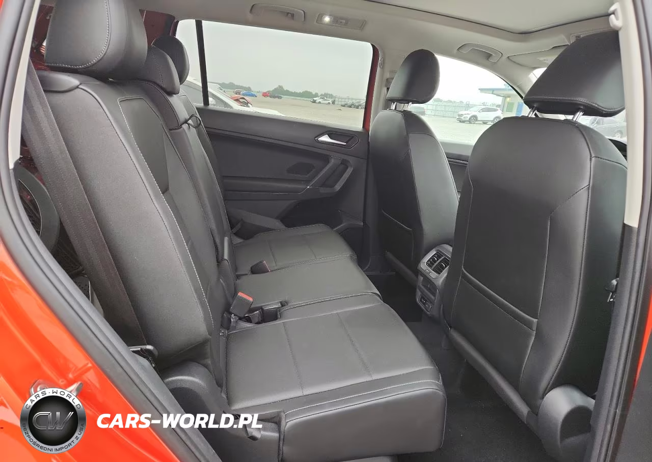 2018 Volkswagen Tiguan Se VIN:3VV2B7AX9JM190176 - 11