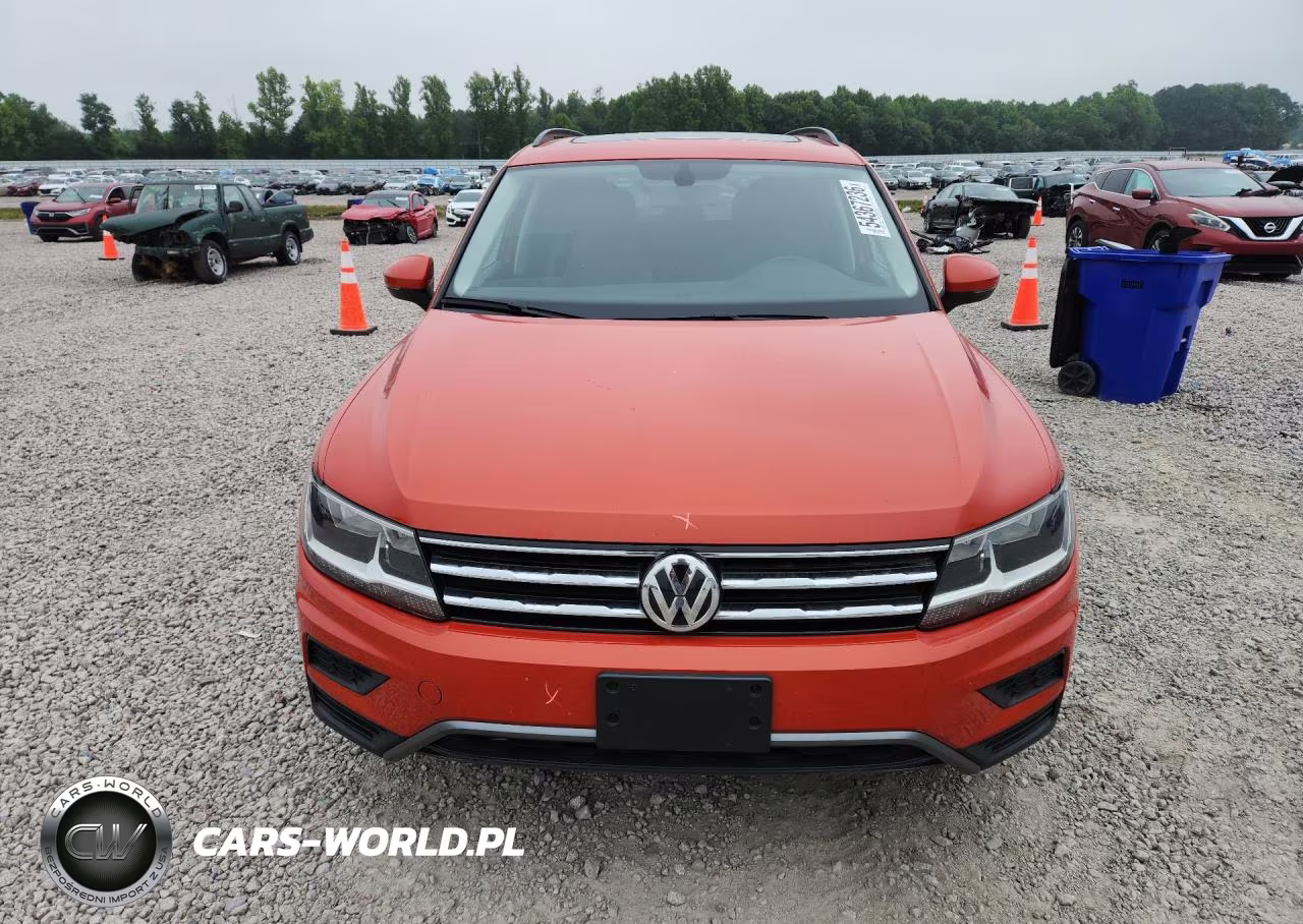 2018 Volkswagen Tiguan Se VIN:3VV2B7AX9JM190176 - 5