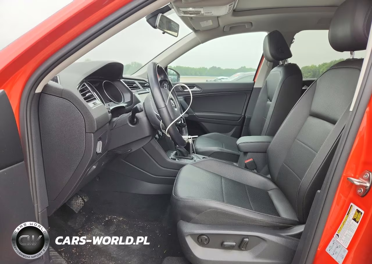 2018 Volkswagen Tiguan Se VIN:3VV2B7AX9JM190176 - 7