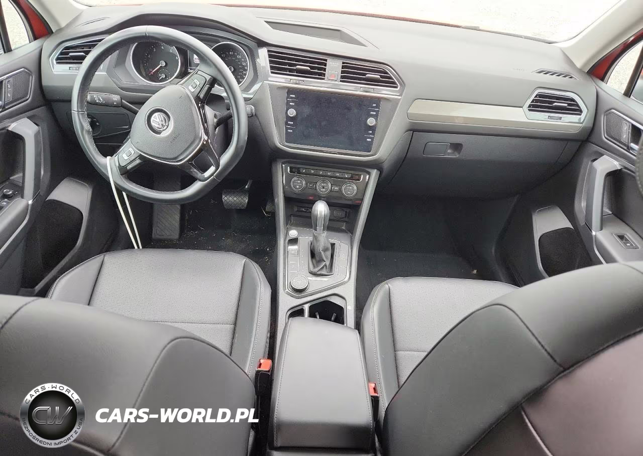 2018 Volkswagen Tiguan Se VIN:3VV2B7AX9JM190176 - 8