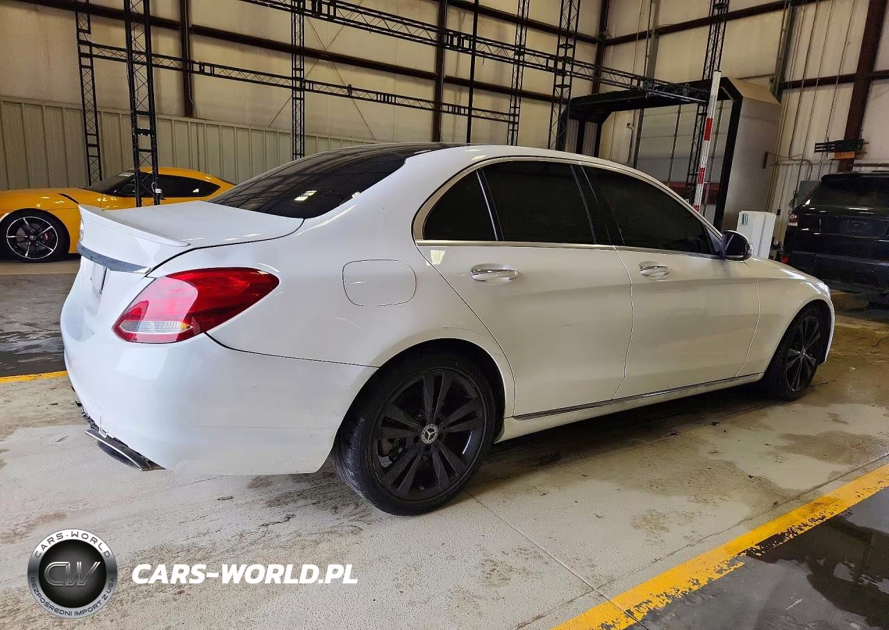2018 Mercedes-Benz C 300 VIN:WDDWF4JB8JR335834 - 3