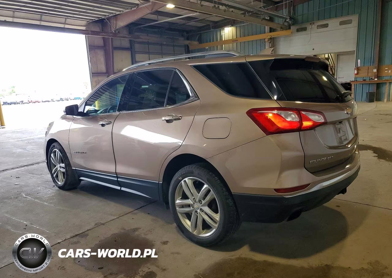 2018 Chevrolet Equinox Premier VIN:2GNAXNEX4J6160885 - 2