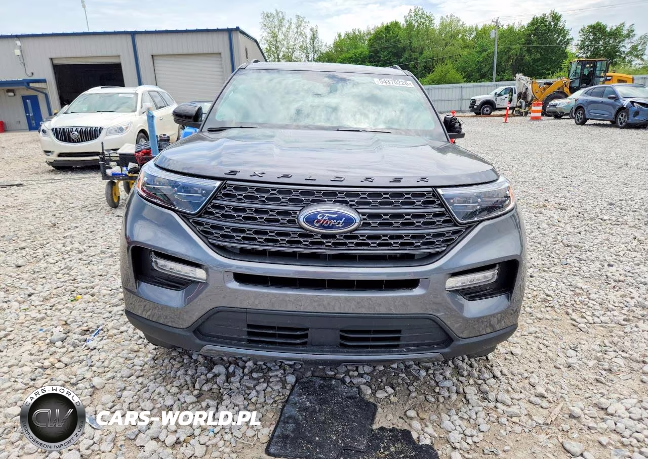 2023 Ford Explorer Xlt VIN:1FMSK8DH7PGC33050 - 5