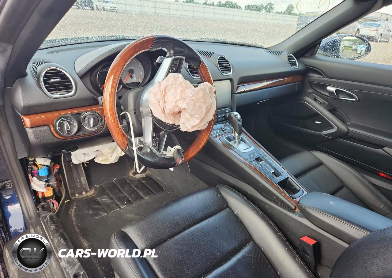 2021 Porsche Boxster S VIN:WP0CB2A81MS225125 - 8
