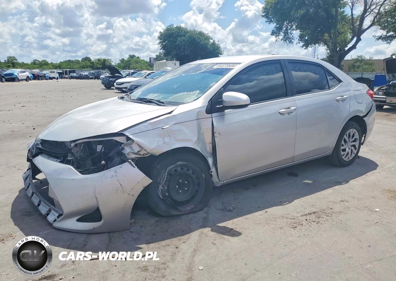 2018 Toyota Corolla Le – zdjęcie 1 z 13