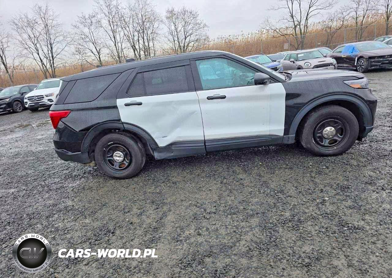 2022 Ford Explorer Police Interceptor VIN:1FM5K8AW1NNA08504 - 14