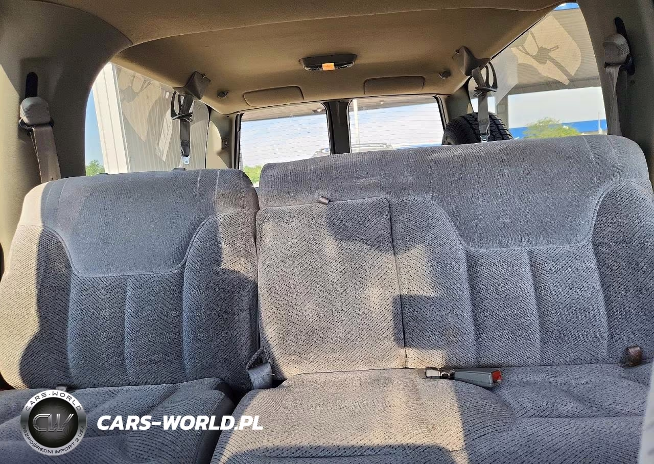 1998 Chev Suburban VIN:3GNFK16R3WG146064 - 10