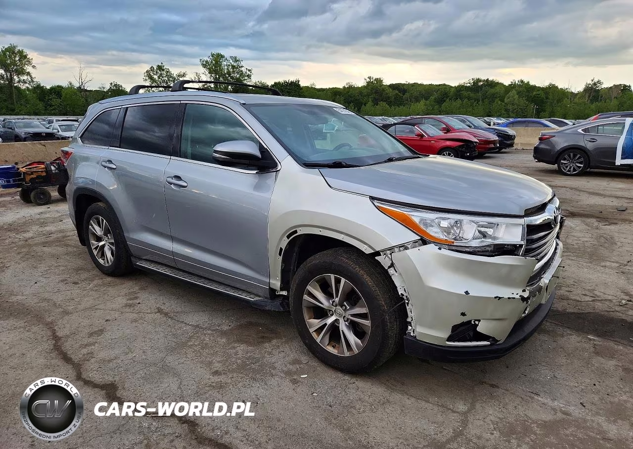 2015 Toyota Highlander Xle VIN:5TDJKRFH2FS198506 - 4