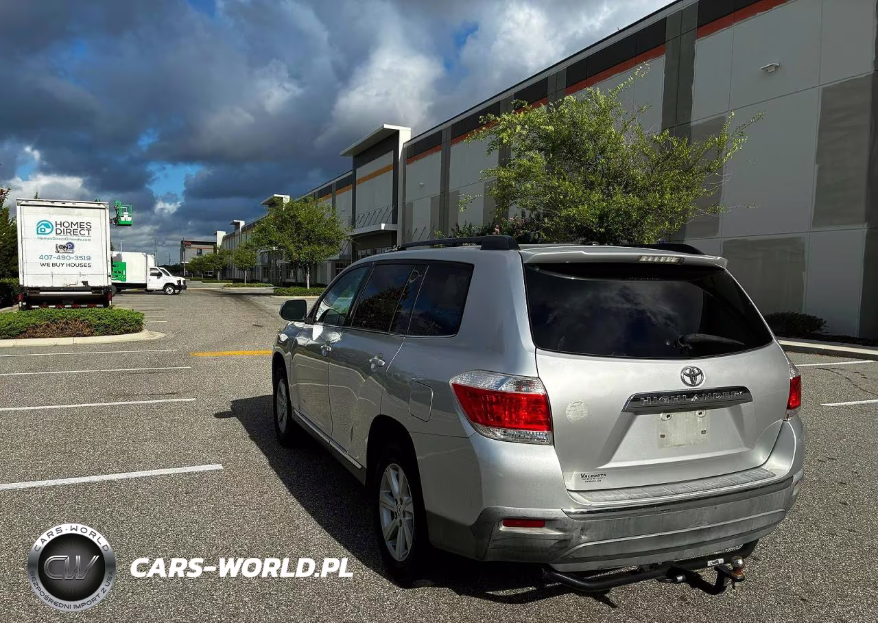 2011 Toyota Highlander Base VIN:5TDZA3EH7BS011047 - 3