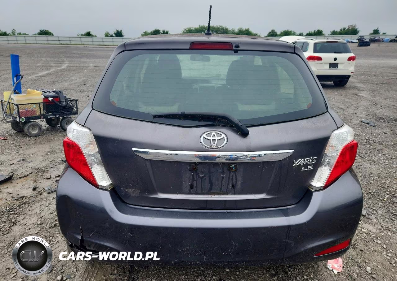 2013 Toyota Yaris 5-Door L VIN:JTDKTUD35DD549073 - 6