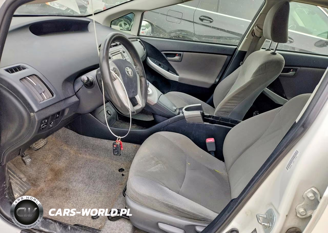 2013 Toyota Prius Three VIN:JTDKN3DU2D5594415 - 7