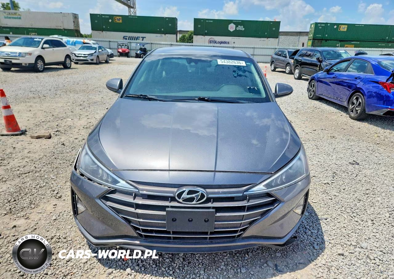 2019 Hyundai Elantra Sel VIN:5NPD84LF3KH485564 - 5