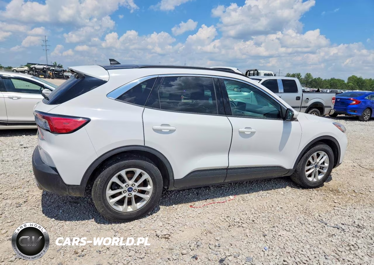2020 Ford Escape Se VIN:1FMCU0G69LUB29522 - 3