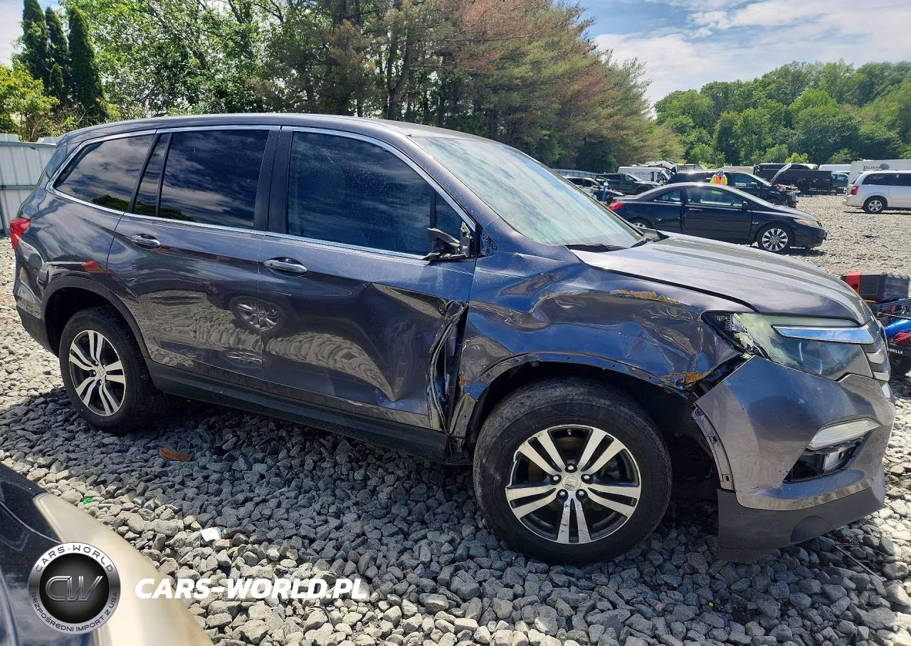2017 Honda Pilot VIN:5FNYF6H36HB093476 - 4