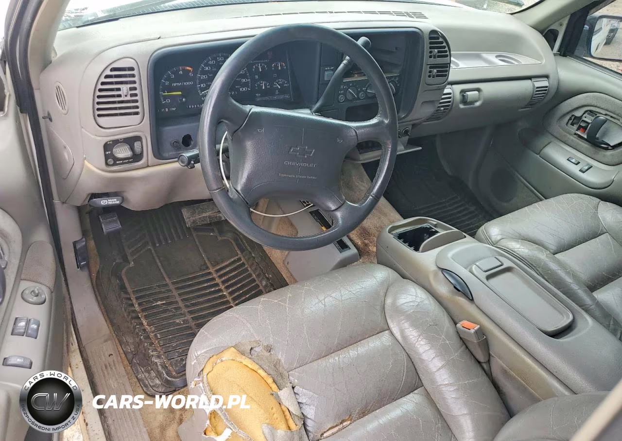 1995 Chevrolet Tahoe K1500 VIN:3GNEK18K5SG101231 - 8