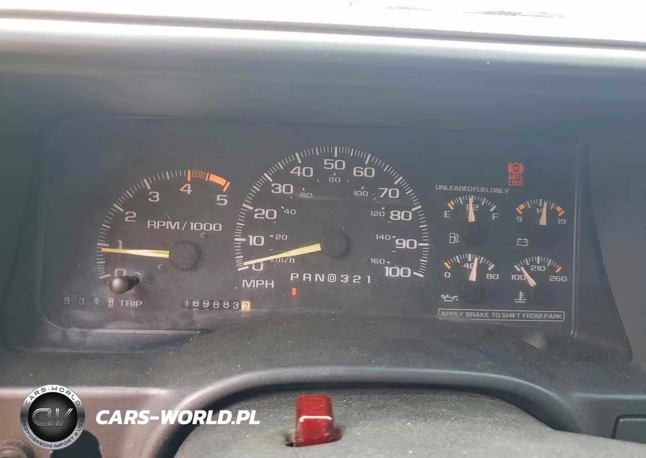 1995 Chevrolet Tahoe K1500 VIN:3GNEK18K5SG101231 - 9