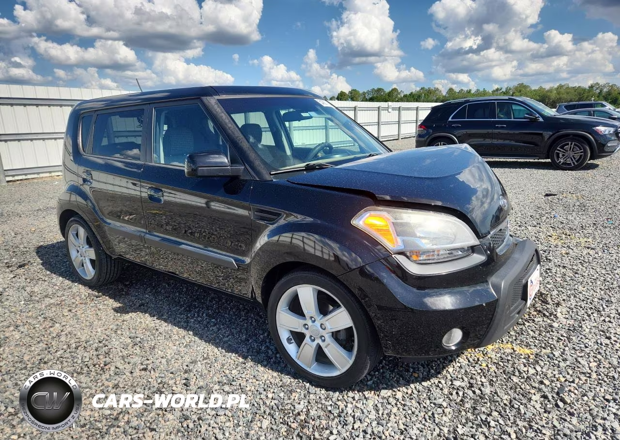 2010 Kia Soul + VIN:KNDJT2A23A7183068 - 4